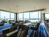 [Online exclusive/Window seat guaranteed] Shine Muscat and pear afternoon tea & 25 types of free-flowing coffee | 7,500 yen