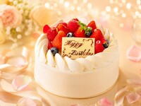 Fresh decorated cake 《whipped cream》 Size 5