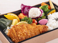 新潟ブランド「越乃黄金豚」ロースとんかつ弁当