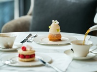 Cake & Tea Set