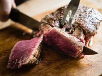 【Grill Course】神戸牛食べ比べ グラスシャンパン付き 9/4～　2営業日前までの予約制 