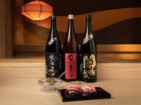 【飲み放題/OMAKASEコース】四季の移ろいと日本酒を愉しむ全15品(握り9貫/つまみ5品/お椀)《2026年9月～》