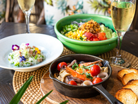 オフィシャルWeb限定最安値【Resort Lunch Share Dining】サラダやパスタなど全7品+乾杯スパークリング(土日祝限定)