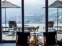 [Reservations only until 2 PM on weekdays] AQUA Afternoon Tea with Onsen
