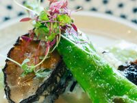 活きあわびと和牛懐石｜ロース60g