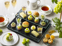 Shine Muscat Afternoon Tea with Sparkling Wine ★ Weekdays (Reservation at 12:00)