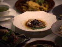 お盆期間特別【夕凪ゆうなぎ 】鮑をふんだんに使った本店60周年の贅沢なコースです。※1名様より承ります。