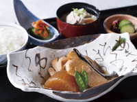 9/1~ランチ「銀鱈の煮付け定食」