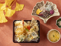 特選御膳　～秋の味覚　天重膳～