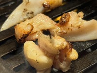 9月10月限定【飲み放題付き】焼きたてアツアツ！鶏焼肉６種盛りと鶏出汁おでんをどちらも楽しむ秋のはーばーどコース