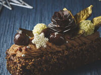 [Christmas Cake / Pay on-site] Marron Délice (20 cm long × 7 cm wide × 5 cm high)