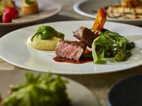 [TS] [Autumn Lunch] A 5-course meal featuring seasonal ingredients such as fresh fish and grapes, plus a chestnut and fig dessert; the main course features Yamazaki pork. (Includes a toasting drink) (Sept 1 onwards)