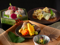 【Weekdays Only】Saika Flower Bud Course ~Private Room Plan~ ※Reservation required 3 days in advance