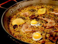 “Lunch” [Starting 10/1] Quail and cocoa paella ¥11,700 [excluding tax]
