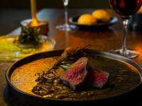 【PRESTIGE－プレステージ－】肉魚のWメイン豪華食材＋乾杯酒＆個室確約