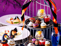 [Halloween Afternoon Tea ★ 2 Hours] Halloween dessert stand × free café