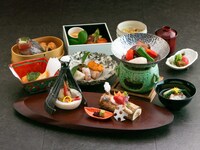 9/1~ 【平日ディナー】乾杯用スパークリングワイン付プラン 旬会席