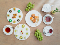 [Online exclusive] Weekday Shine Muscat Edition Afternoon Tea – Regular table seating. On sale until September 30.