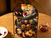 【10月限定贅沢ハイティー】ハロウィンスイーツ＆セイボリー＋カフェ＆アルコールフリー