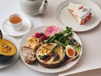 【デザート＆ドリンク付きのスペシャルブランチ】かぼちゃとベーコンのホワイトクリームグラタン