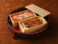 新テイクアウト　極　贅沢二段弁当