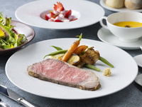 [November & December] Extremely popular! Domestic beef roast beef lunch set [Web-exclusive]
