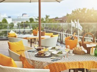 【Weekday | HARBOR TERRACE】Veuve Clicquot Picnic Lunch Set