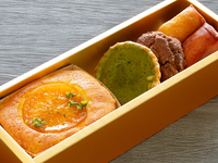 [Takeout] Assorted Baked Goods BOX