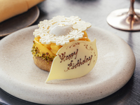 【For a Small Celebration】Individual Cake with a Personalized Message Plate