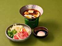10/1～【二段重 「野点」】～季節の彩を詰め込んだ桐箱【オプション牛すき鍋付き】
