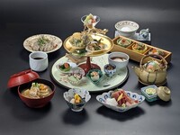 New menu: “Kaga Moon-viewing Stroll” – a novel multi-course meal served in small plates + “Includes 1 drink!”