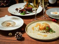 【クリスマスランチ】サラダ等ビュッフェとダブルメイン付きランチコース＋ソフトドリンクビュッフェ
