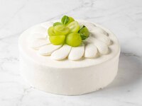 シャインマスカットショートケーキ（15cm／4～6名様向け）