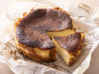 10/1 onwards: Basque cheesecake (12 cm whole cake)