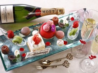 【Anniversary Lunch】 Steak lunch + celebratory champagne + cake platter <with message plate>