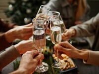 【12月限定/忘年会に】メンフィスRIBなどパーティープラン全12品＋乾杯酒＆2H飲み放題
