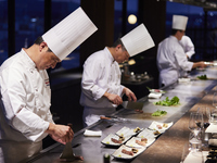 Hana-Kiku Dinner Plan – with paired wine set –