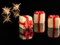 クリスマスギフト（6cm X 6cm）
