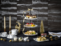 [Sat, Sun, Holidays – 2nd Session/15:30] Christmas Afternoon Tea