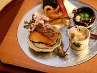Kaiseki: 31,000 yen (private table room for 3–6 guests). Available from December 1, 2026.