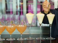 【October 4th, For 2:00 p.m. arrivals】Brunch Buffet with Alcohol Free-Flow