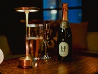 【SOCIAL－ソーシャル－】リゾート空間で宴を楽しむ＋スパークリング2時間飲み放題（平日限定）