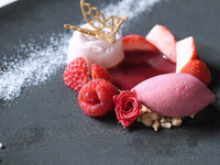 Early Bird [DINNER] Noel 2026: The Ultimate Christmas Special Dinner Course – 9 courses + champagne