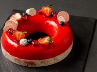 [Christmas Cake Early Reservation Offer – 20% Off] Coral Noël 18cm