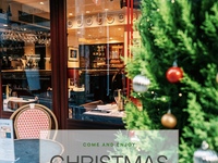 2026 Christmas-exclusive dinner course: ‘Available only on December 24, 25, and 26’ Rotating schedule; First session (5:30 PM – 8:00 PM)