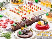 Saturdays, Sundays, and holidays/Sofa seating away from the window[Limited-Time Offer: Fall Halloween Buffet Starting at 11:30 a.m. / No Time Limit] Enjoy our pastry chef’s special fall-flavored desserts on the top floor of the hotel.