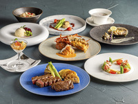 Christmas Dinner course  B for Two Moët & Chandon Half Bottle Included
