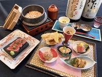 Starting Nov 1: 【Winter Hokkaido Feast Lunch】 “6 seasonal Hokkaido vegetables, premium Shikoro Black Beef steak, and freshly cooked rice with Hokkaido snow crab” – Special weekday price: 2,980 yen