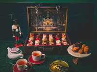 トランク型The Nutcracker AT