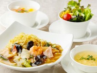 【11月】 睡蓮	